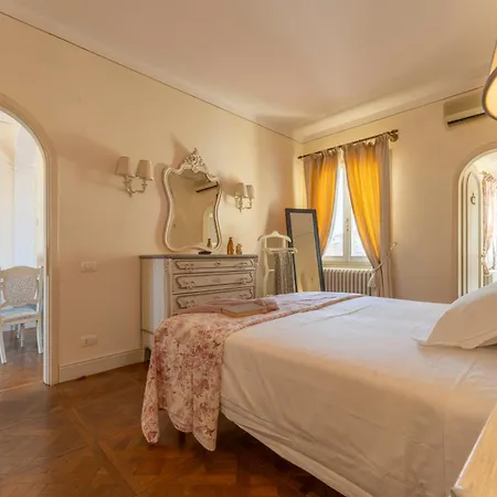 Apartament Cathedral Charme Florencja