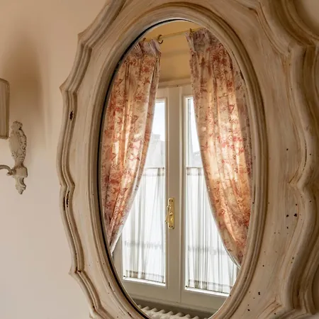 Cathedral Charme Apartment *