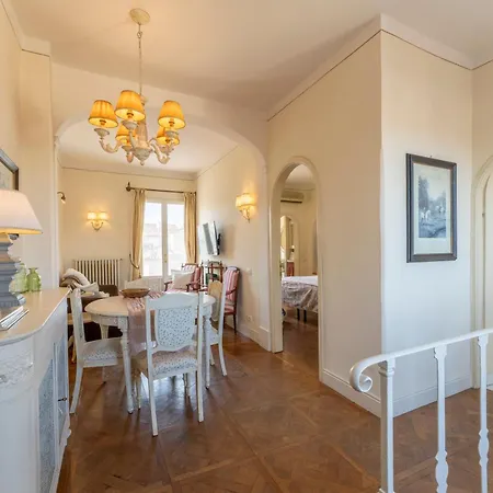 Cathedral Charme Apartman *